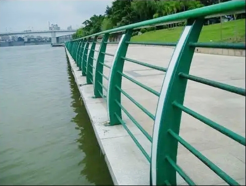 桥梁灯光护栏